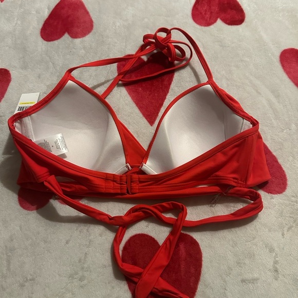 NWT Carmen Marc Valvo Swim Sense Red scarlet Wrap Top - Picture 9 of 12